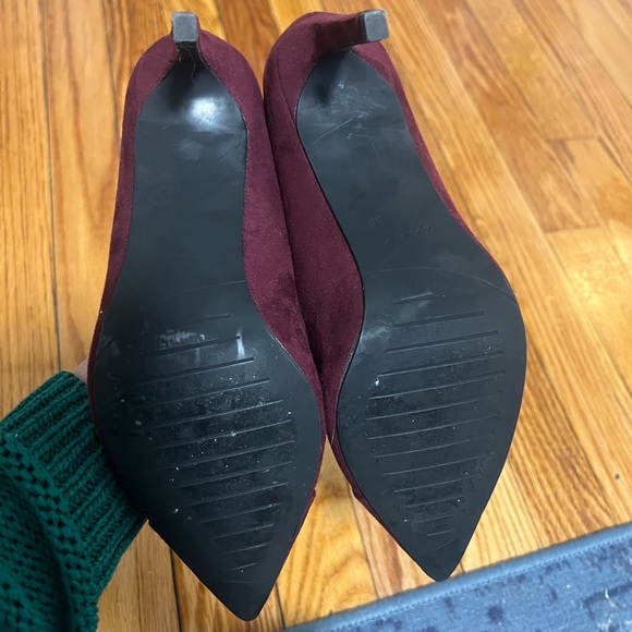 Zara Suede Pumps - Burgundy - Picture 7 of 10